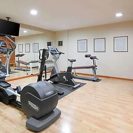 מלון Ac By Marriott